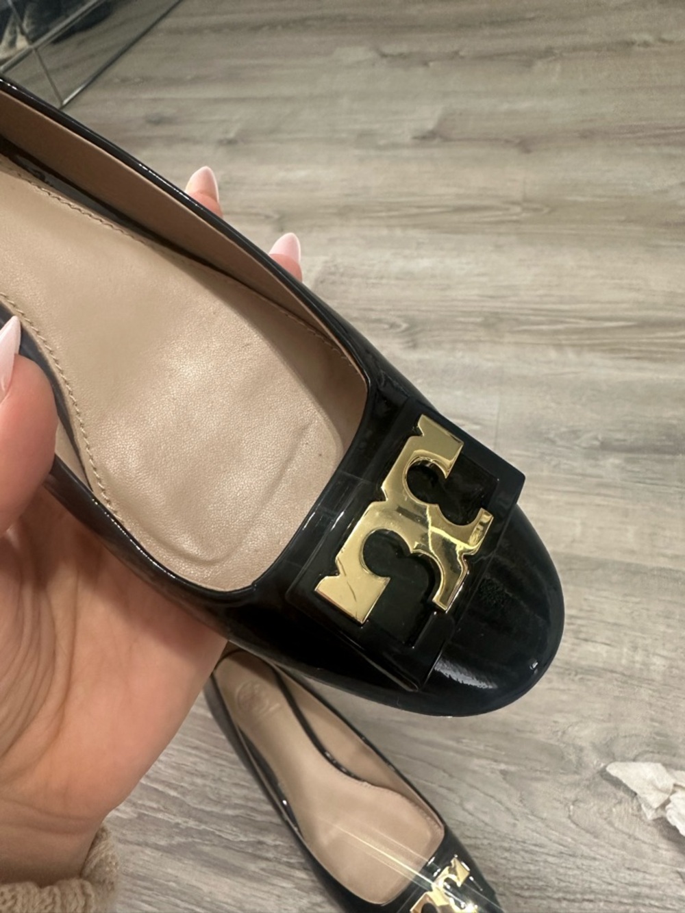 Tory Burch Black Patent Leather Shoes - Picture 7 of 7